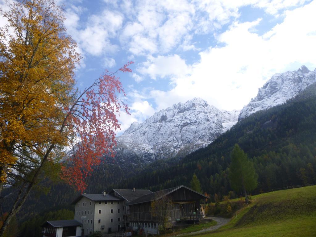 Landgasthof Kreithof Hotel Tristach Bagian luar foto