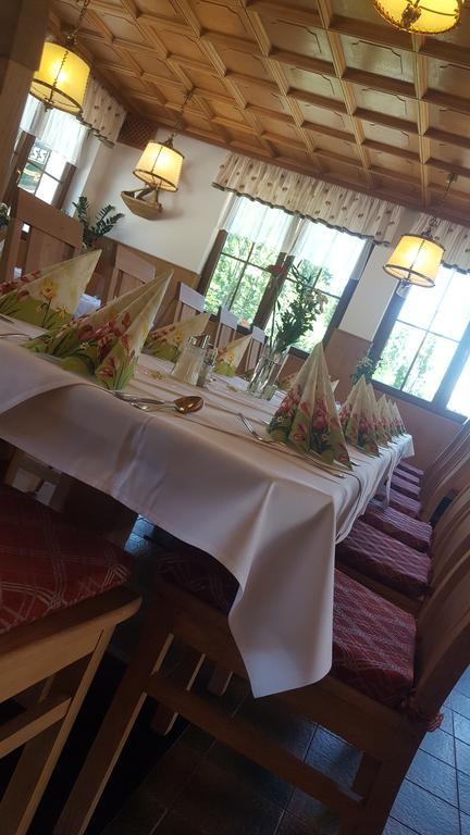 Landgasthof Kreithof Hotel Tristach Bagian luar foto